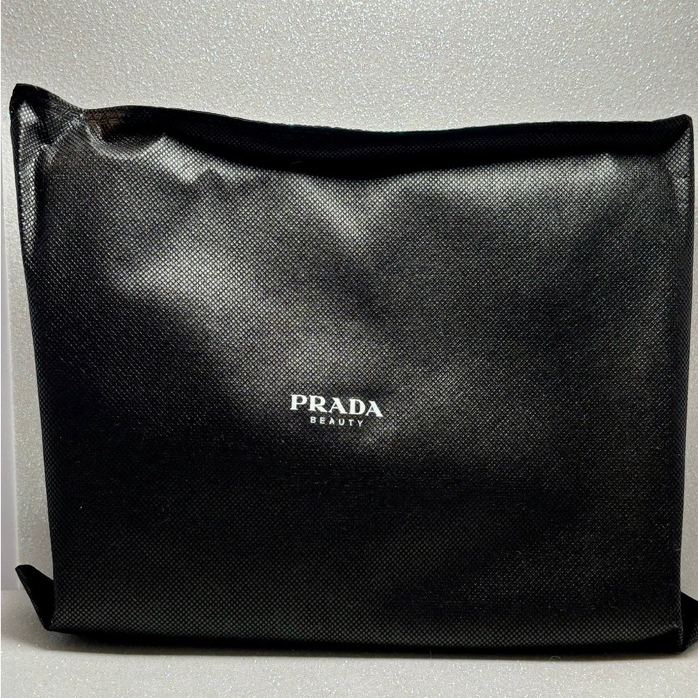Prada Men's Green Toiletry Bag - Picture 2 of 2